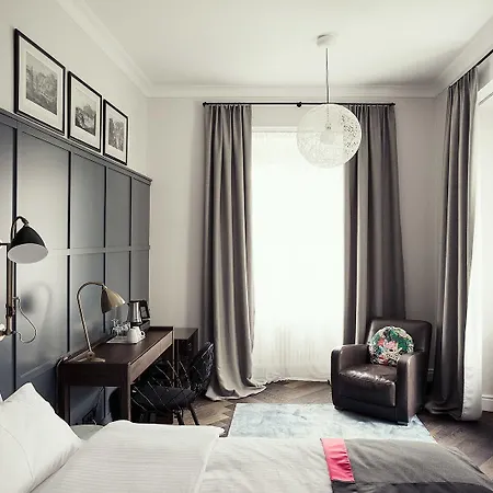 Pensión Kollmann And 3*