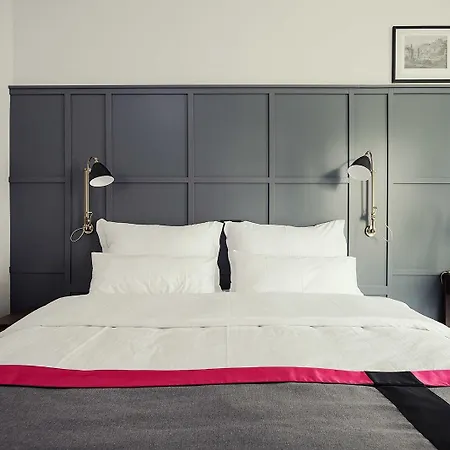 Kollmann And בית הארחה 3*