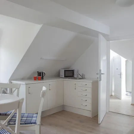 Kollmann And בית הארחה