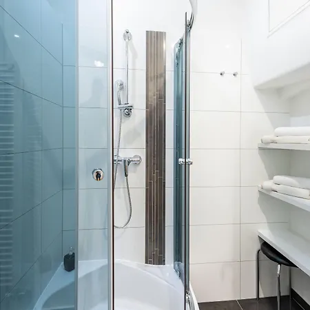 בית הארחה Kollmann And