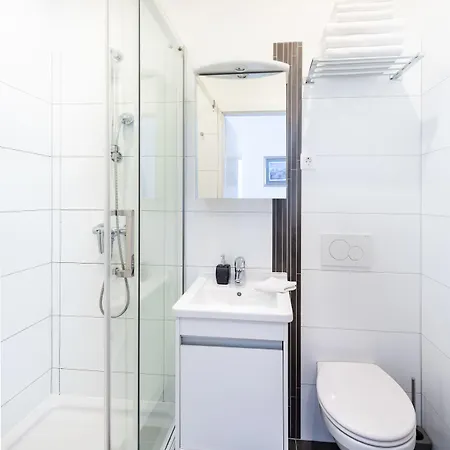 Kollmann And Pensión Liubliana