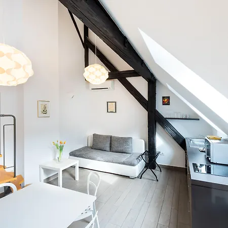 Kollmann And בית הארחה