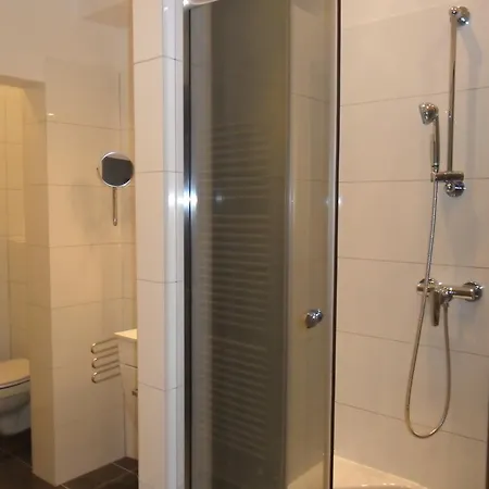 Pensión Kollmann And 3*