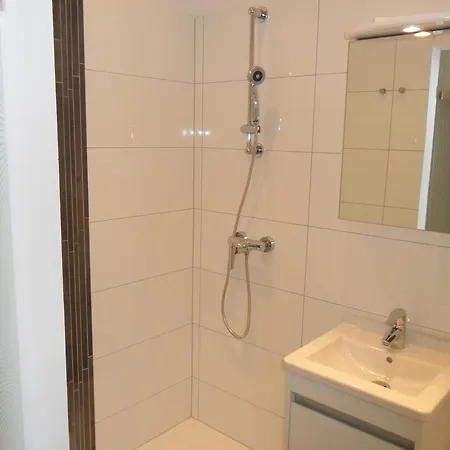 Kollmann And Liubliana