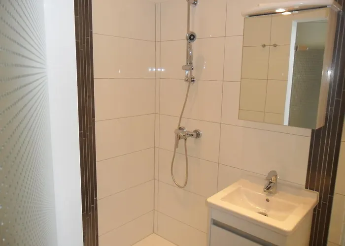 Kollmann And 류블랴나